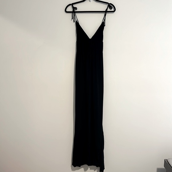 Reformation black maxi dress - Picture 2 of 9